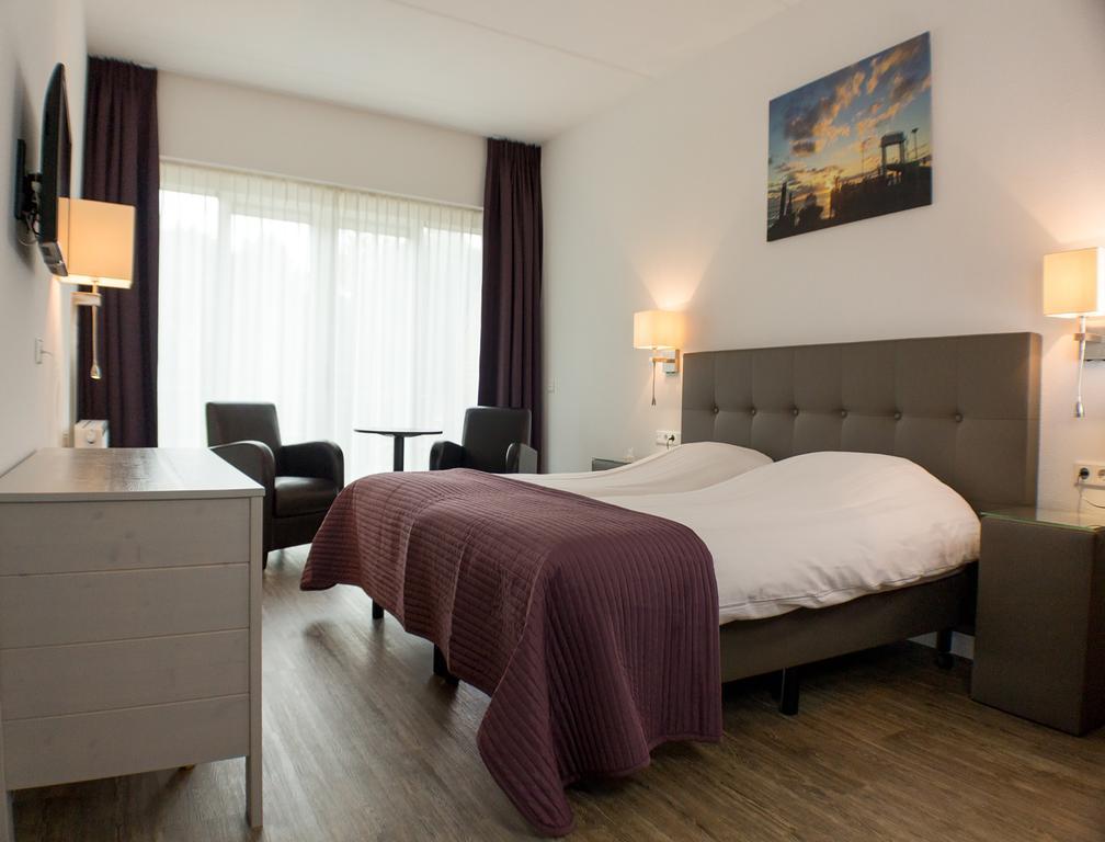 Hotel Cafe Restaurant Duinzicht 스키모니쿠그섬 객실 사진