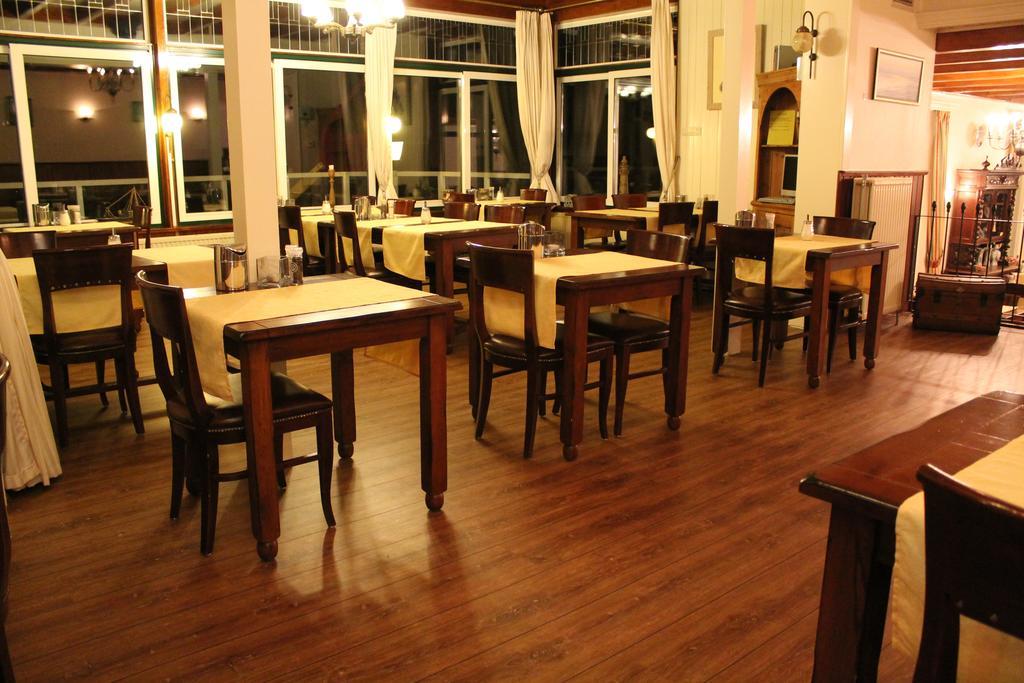 Hotel Cafe Restaurant Duinzicht 스키모니쿠그섬 외부 사진